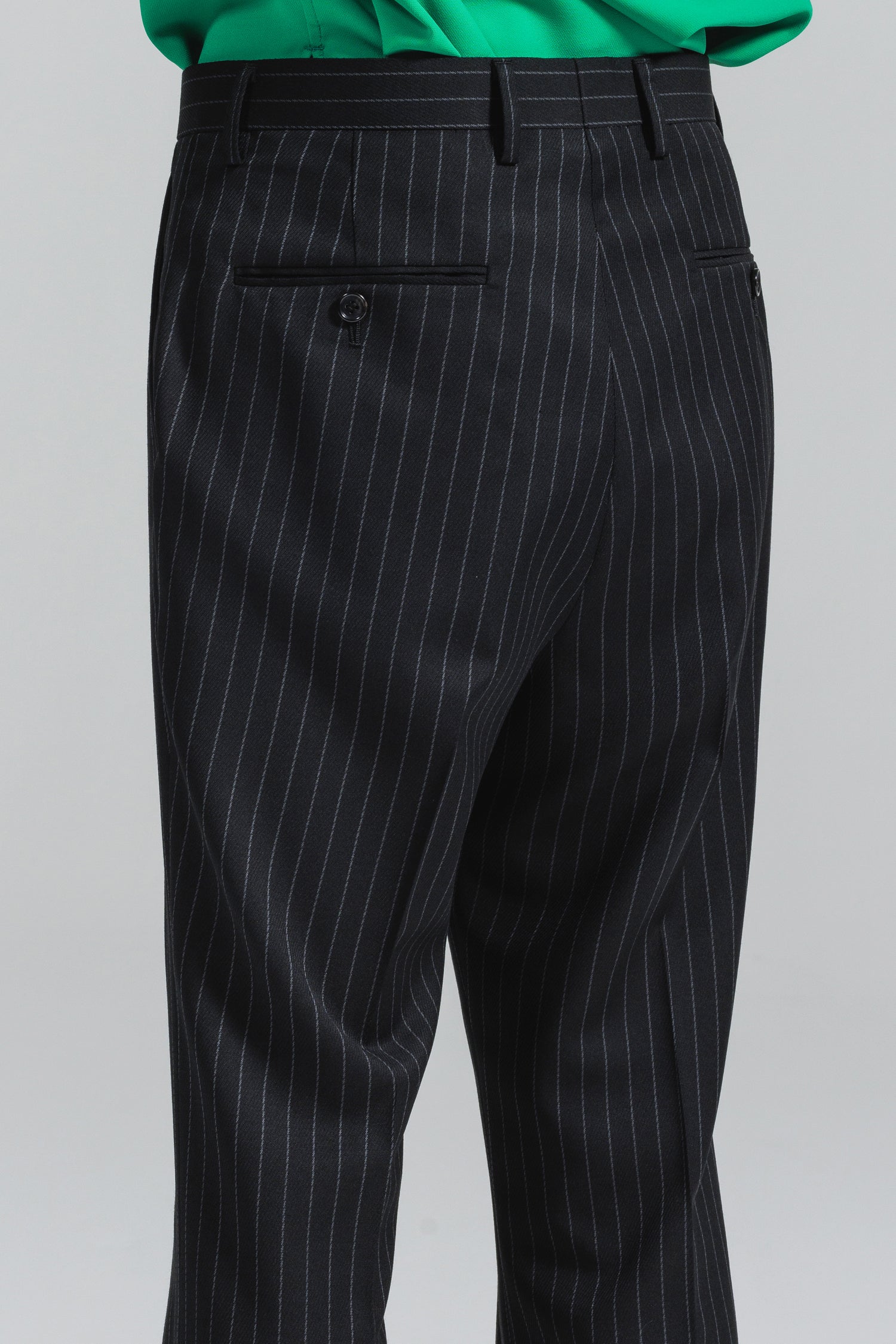 予約商品] PINSTRIPE WOOL SUPERFLARE TROUSERS [2025A/W] – LITHIUM