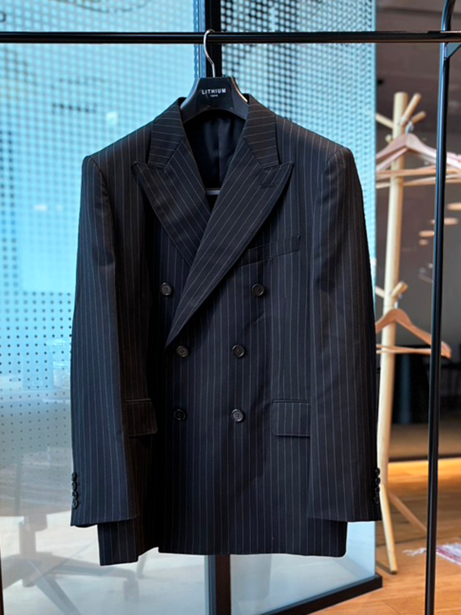 PINSTRIPE WOOL DOUBLE BREASTED 6B JACKET [2025A/W] – LITHIUM