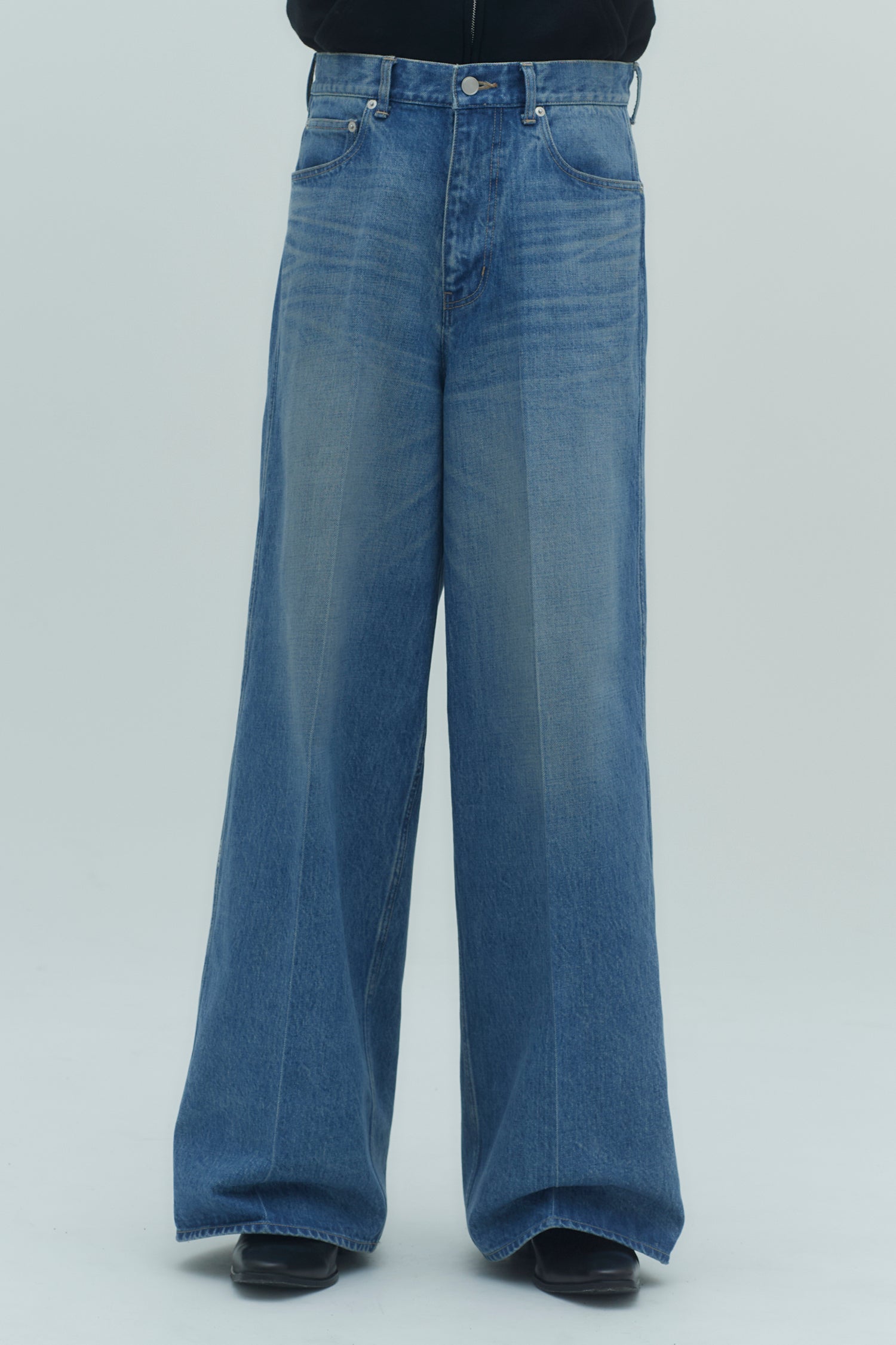 予約商品] BAGGY JEANS [2026S/S] – LITHIUM ONLINE STORE